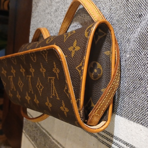 Louis Vuitton Monogram Shoulder Bag Pochette Twin GM Brown - Picture 4 of 16